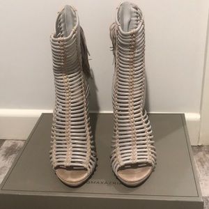 Great color open toe booties